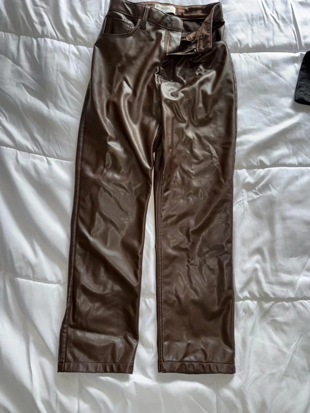 Abercrombie Women’s Curve Love Vegan Leather 90s Brown Straight Pant Size 27 - Picture 3 of 6